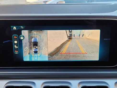 Used 2025 Mercedes-Benz GLE 53 AMG GLE 53 AMG image 18