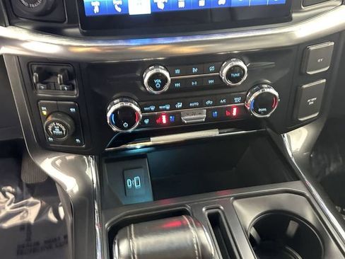 Used 2021 Ford F150 Lariat w/ Equipment Group 502A High image 10