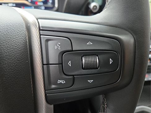 Used 2024 GMC Sierra 3500 Denali w/ Technology Package AWD/4WD image 18