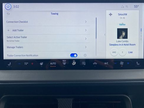 New 2025 Ford Maverick XLT w/ XLT Luxury Package image 39