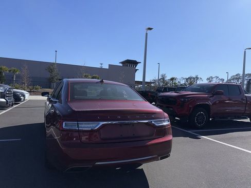 Used 2018 Lincoln Continental Reserve w/ Continental Climate Package image 3