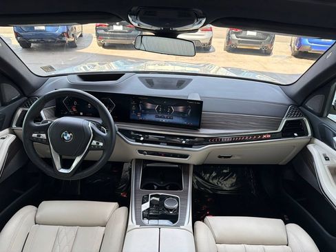 Used 2026 BMW X5 xDrive40i w/ Premium Package AWD/4WD image 16