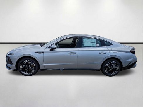 New 2026 Hyundai Sonata SEL FWD image 7