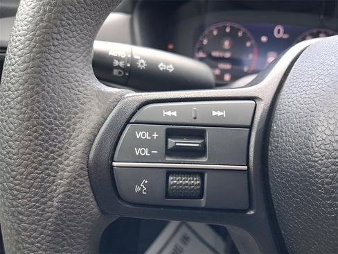 Certified 2024 Honda Accord EX image 26