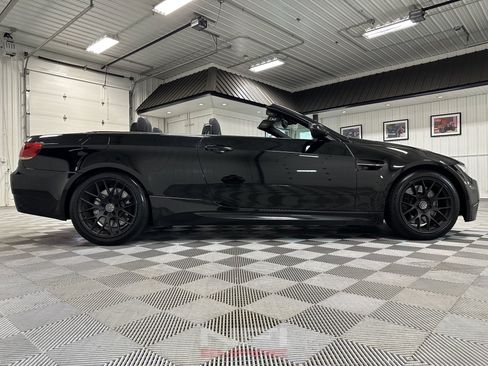 Used 2010 BMW M3 Convertible RWD image 26