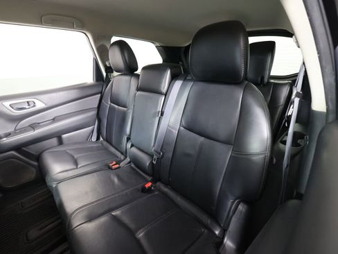 Used 2014 Nissan Pathfinder SL image 15