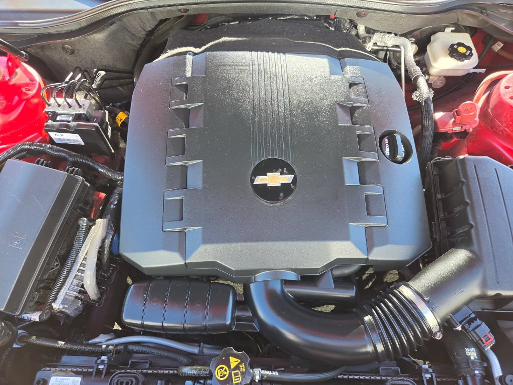Used 2013 Chevrolet Camaro LS RWD image 33