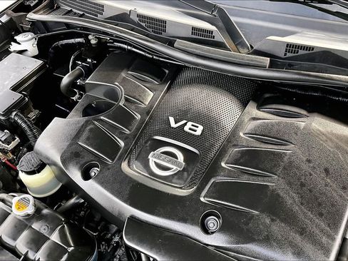 Used 2023 Nissan Armada Platinum w/ Captain's Chairs Package image 32