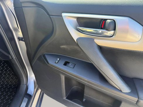 Used 2015 Lexus CT 200h w/ Navigation Package FWD image 33