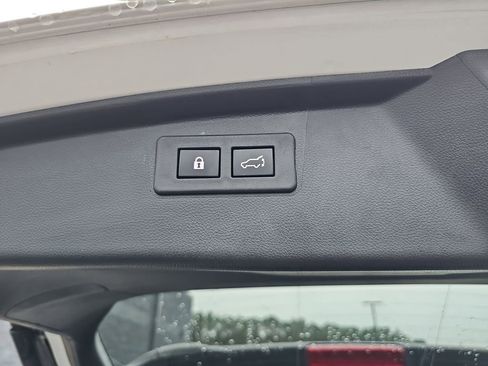 Used 2020 Subaru Outback Onyx Edition XT w/ Popular Package #2 image 18