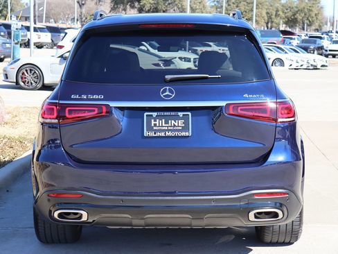 Used 2021 Mercedes-Benz GLS 580 4MATIC image 9