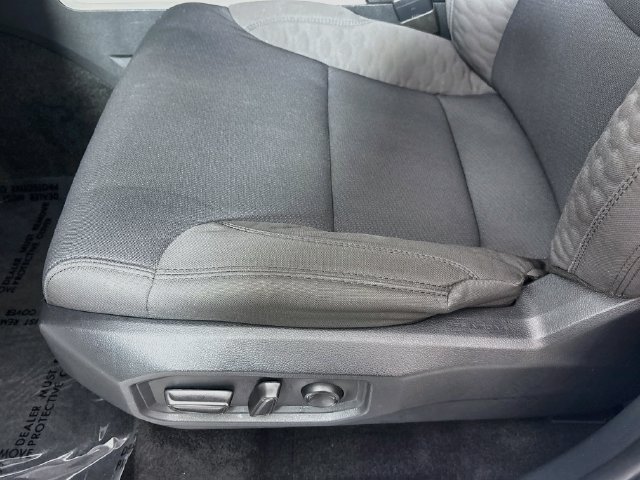Used 2025 Toyota Tundra SR5 w/ TRD Off-Road Package AWD/4WD image 17
