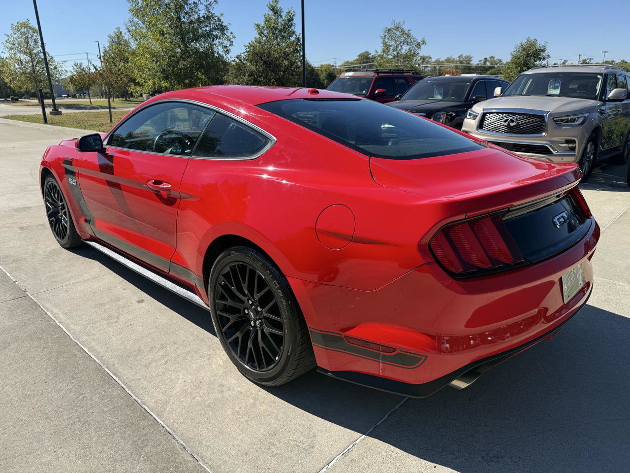 Used 2016 Ford Mustang GT Premium w/ GT Performance Package RWD image 6