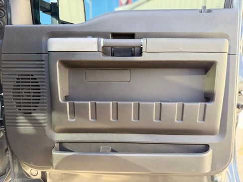 Used 2016 Ford F250 Lariat w/ Lariat Ultimate Package image 17