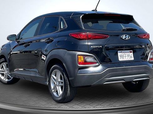 Used 2020 Hyundai Kona SE FWD image 2