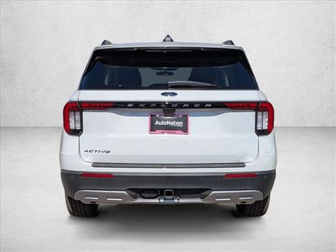 New 2026 Ford Explorer Active w/ Active Comfort Package image 7