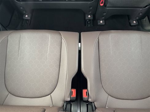 New 2025 Volkswagen ID. Buzz Pro S image 25