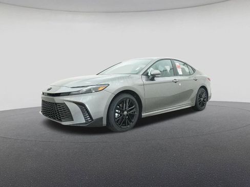 New 2026 Toyota Camry SE image 17