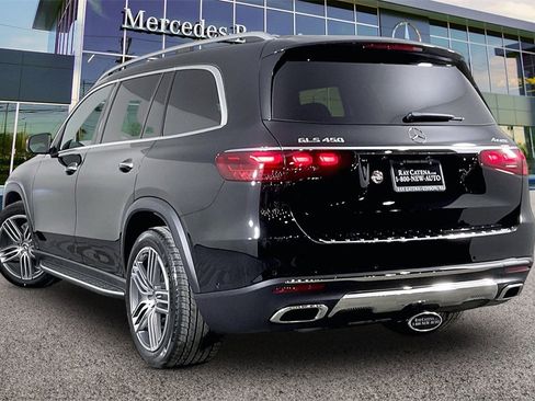 New 2026 Mercedes-Benz GLS 450 4MATIC image 3