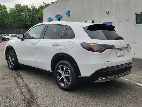Certified 2023 Honda HR-V EX-L image 4