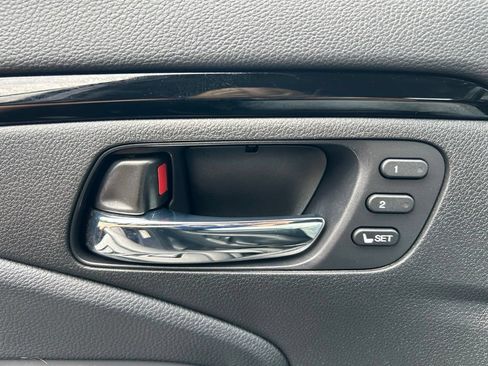 Used 2020 Honda Pilot Elite image 60