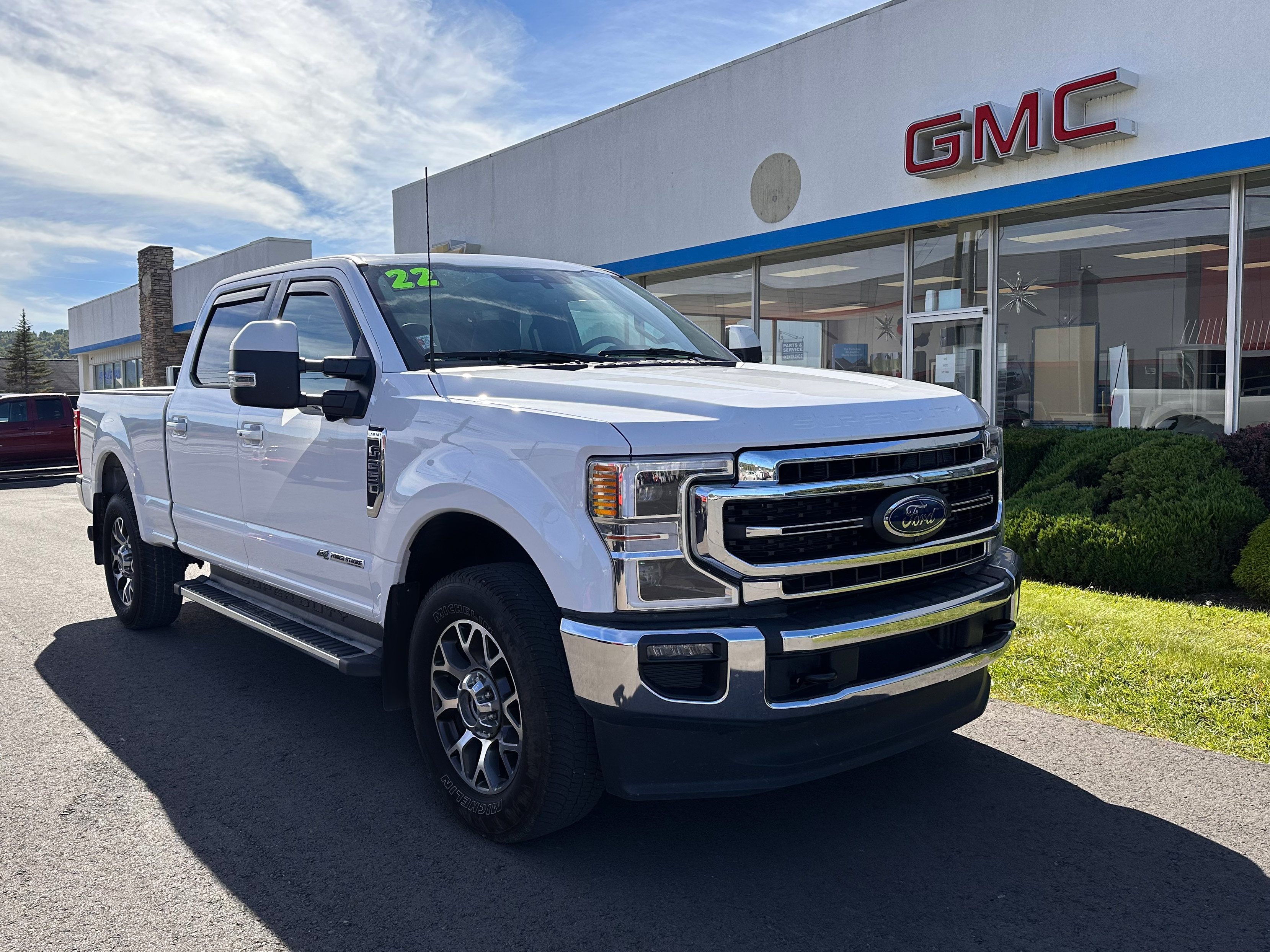 Used 2022 Ford F250 Lariat w/ Lariat Ultimate Package AWD/4WD image 1