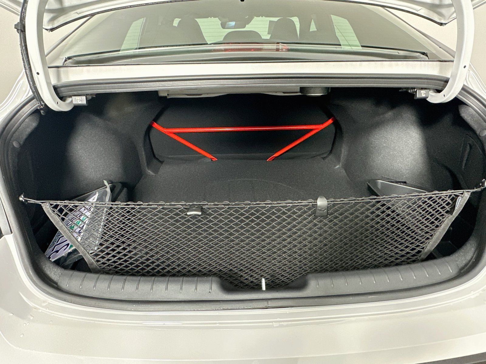 Used 2025 Hyundai Elantra N FWD image 25