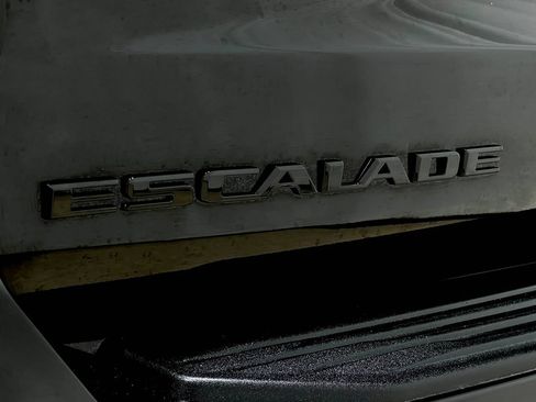 Used 2024 Cadillac Escalade Sport w/ LPO, ONYX Package AWD/4WD image 45
