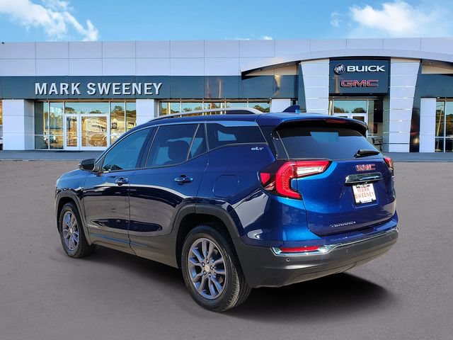 Used 2022 GMC Terrain SLT w/ Tech Package FWD image 27