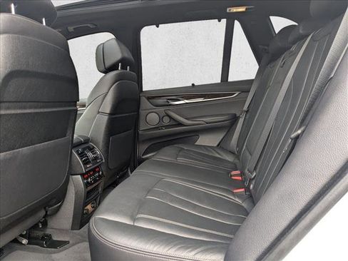 Used 2018 BMW X5 xDrive50i w/ M Sport Package image 23