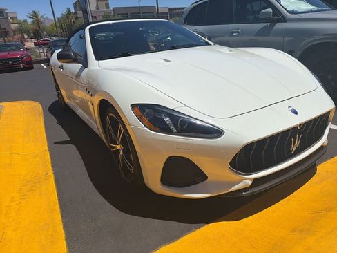 Used 2018 Maserati GranTurismo Sport RWD image 2