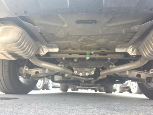 Used 2024 Ford Explorer XLT w/ Equipment Group 202A AWD/4WD image 12