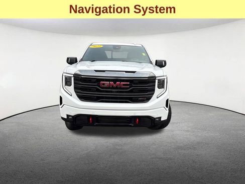 Used 2023 GMC Sierra 1500 AT4 w/ Technology Package image 4