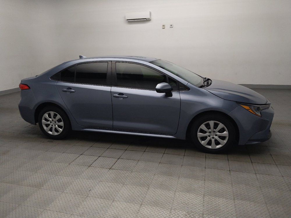 Used 2022 Toyota Corolla LE FWD image 11