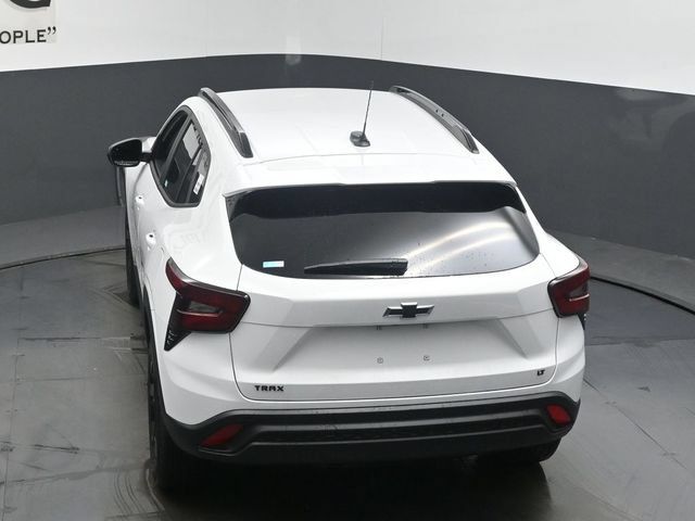 New 2026 Chevrolet Trax LT w/ Driver Confidence Package FWD image 35