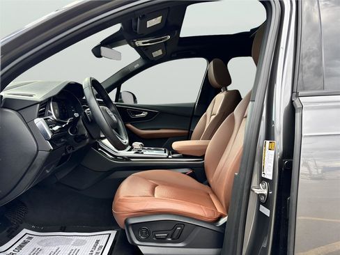 Used 2020 Audi Q7 3.0T Prestige image 11