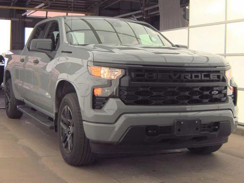 Used 2024 Chevrolet Silverado 1500 Custom w/ Dark Appearance Package AWD/4WD image 3
