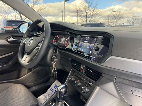 Used 2021 Volkswagen Jetta S w/ Driver Assistance Package image 32