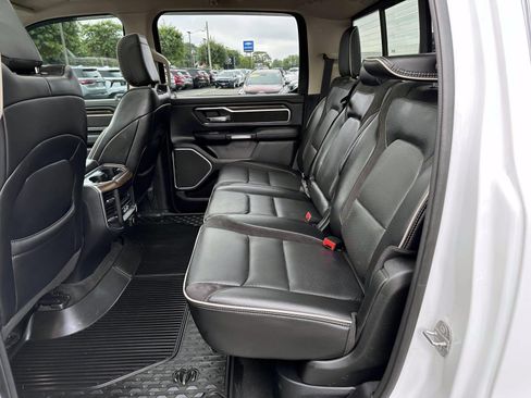 Used 2021 RAM 1500 Laramie w/ Advanced Safety Group AWD/4WD image 13