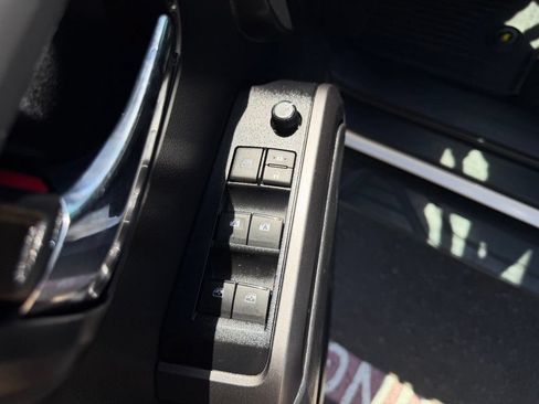 Used 2023 Toyota Tacoma TRD Sport w/ Advanced Technology Package AWD/4WD image 12