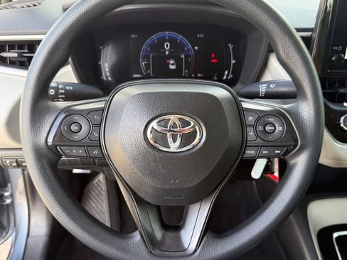 Used 2026 Toyota Corolla LE FWD image 11