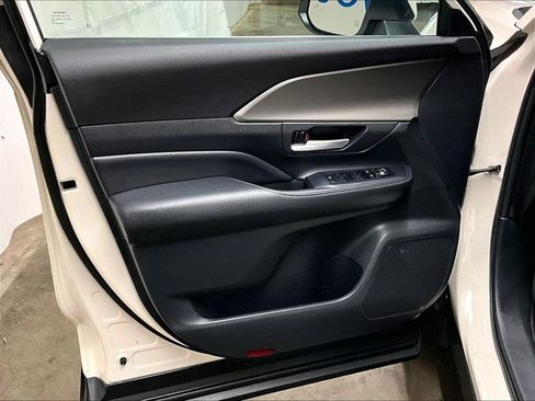 Certified 2024 Toyota Grand Highlander AWD Hybrid image 9
