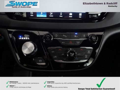 New 2026 Chrysler Voyager LX image 18