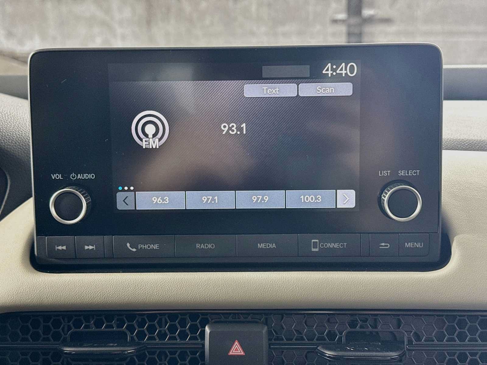 Used 2025 Honda HR-V LX image 14
