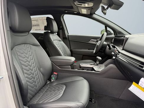 New 2026 Kia Sportage X-Line w/ X-Line Technology Package image 15