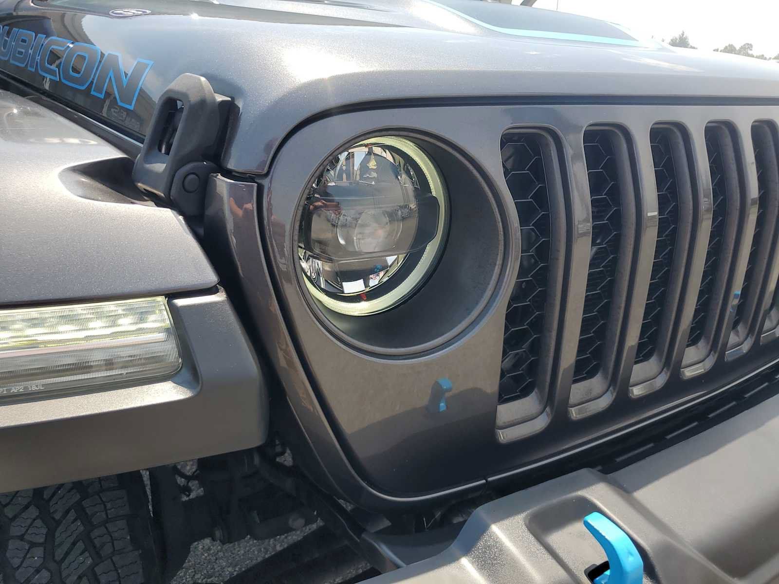 Used 2023 Jeep Wrangler Unlimited Rubicon 4xe AWD/4WD image 11