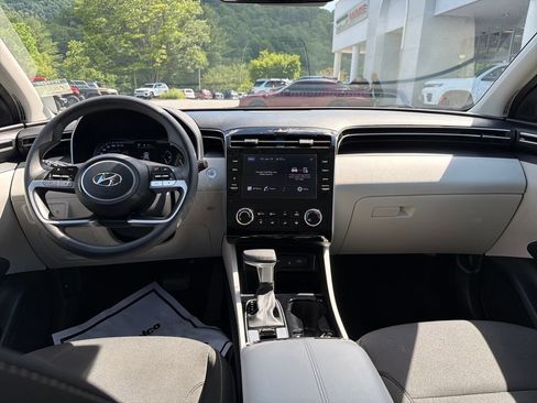 Used 2023 Hyundai Tucson SEL AWD/4WD image 16
