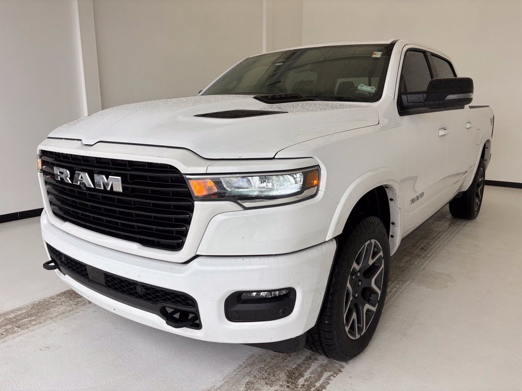 Used 2025 RAM 1500 Laramie AWD/4WD image 19