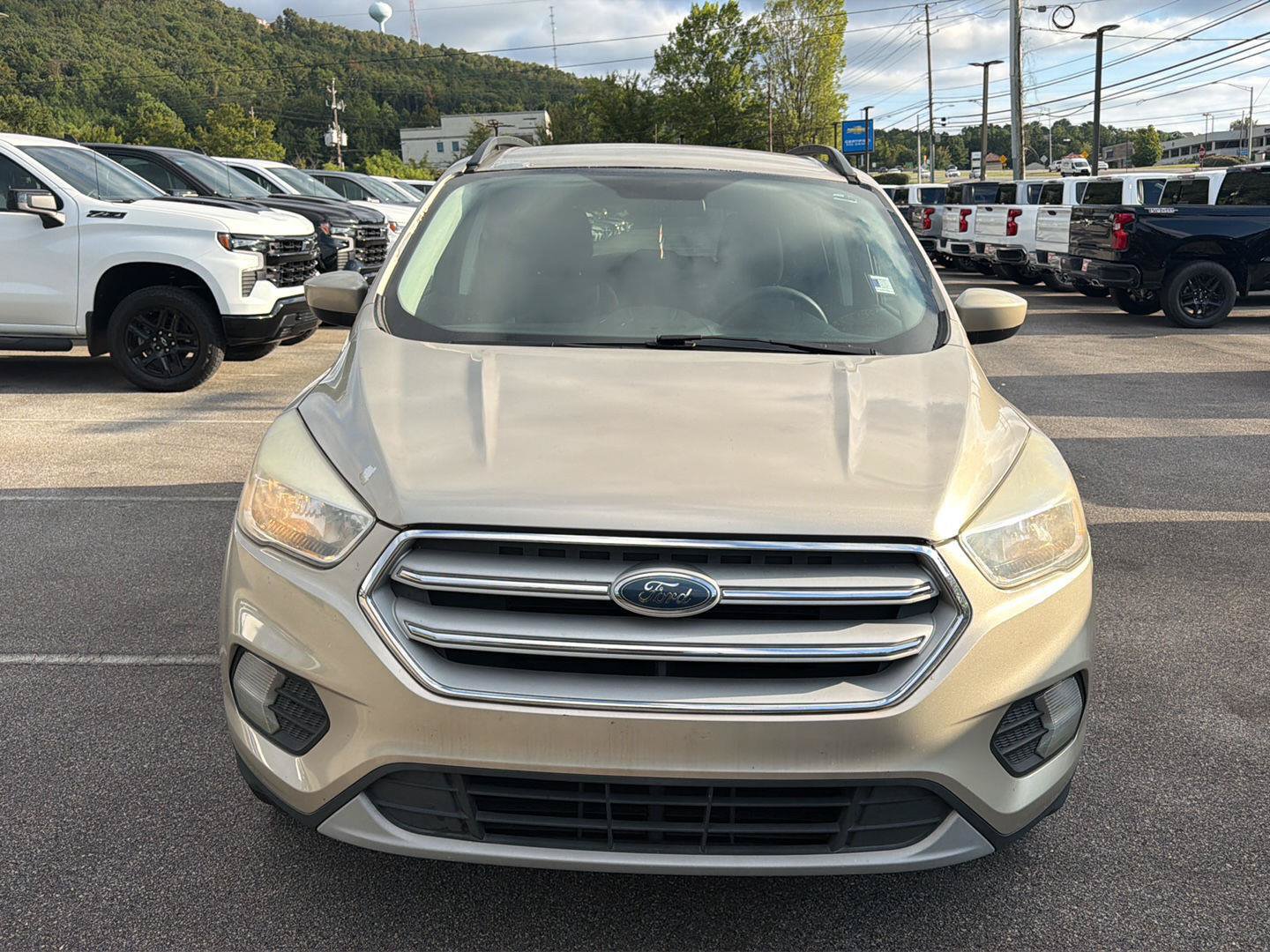 Used 2018 Ford Escape SE FWD image 5