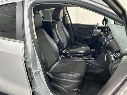 Used 2018 Buick Encore Preferred FWD image 22